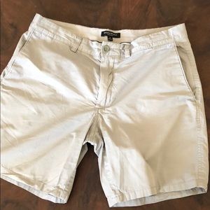 Banana Republic Aiden Club Short
